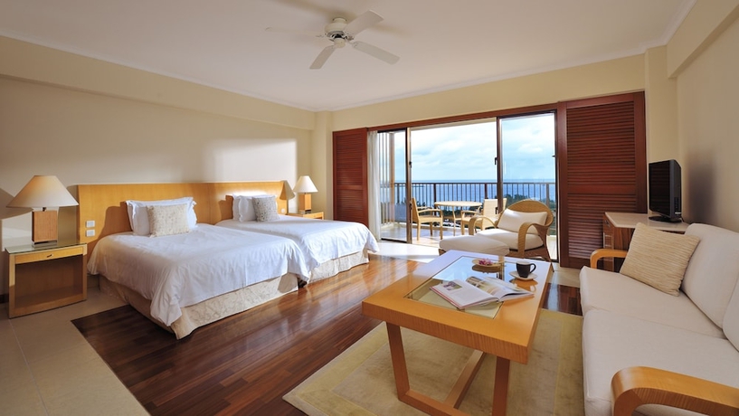 Imagen de la habitación del Hotel The Atta Terrace Club Towers. Foto 4