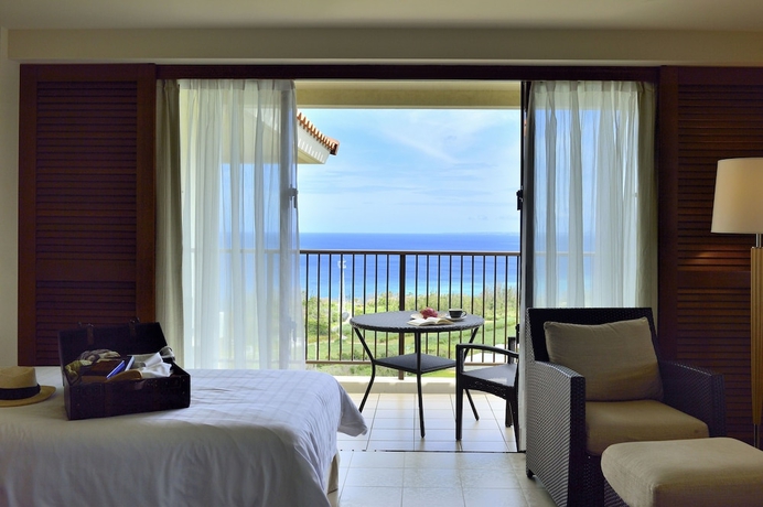 Imagen de la habitación del Hotel The Atta Terrace Club Towers. Foto 7