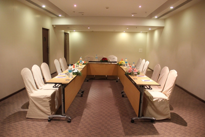 Imagen de los interiores del Hotel The Aures. Foto 3