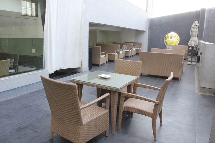 Imagen de los interiores del Hotel The Aures. Foto 5