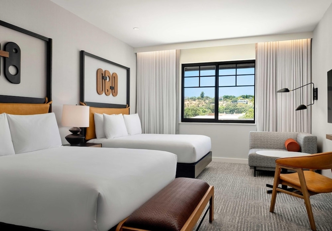 Imagen de la habitación del Hotel The Ava Paso Robles, Curio Collection By Hilton. Foto 9