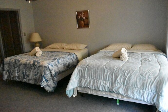 Imagen de la habitación del Hotel The Avalon Resort. Foto 16