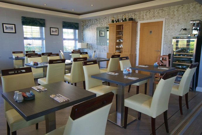 Imagen del bar/restaurante del Hotel The Avenue. Foto 4