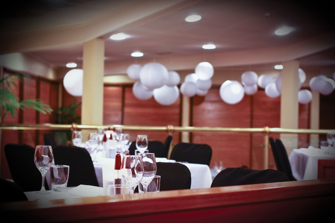 Imagen del bar/restaurante del Hotel The Avenue. Foto 3