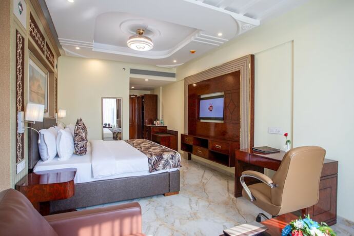 Imagen de la habitación del Hotel The Avenue Grand. Foto 14