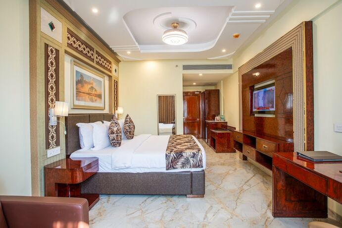 Imagen de la habitación del Hotel The Avenue Grand. Foto 17