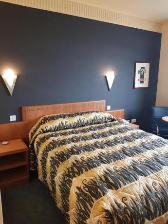 Imagen general del Hotel The Aviator. Foto 1
