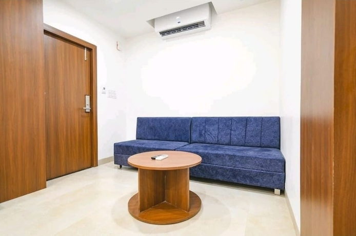 Imagen de la habitación del Hotel The Avinya. Foto 2