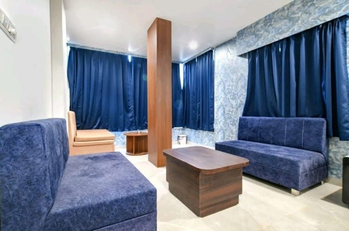Imagen de la habitación del Hotel The Avinya. Foto 3