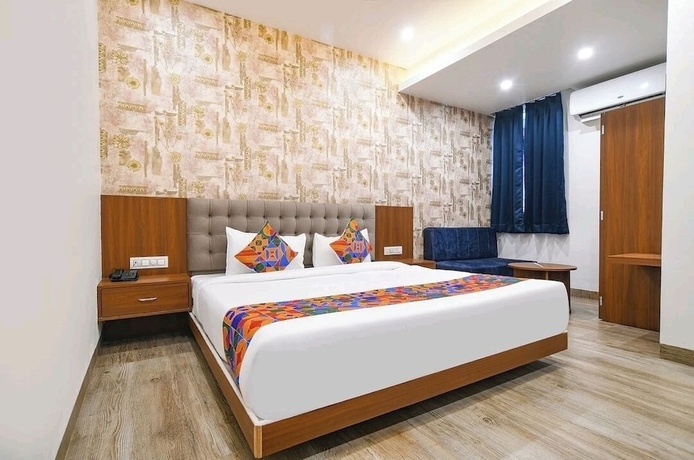Imagen de la habitación del Hotel The Avinya. Foto 6