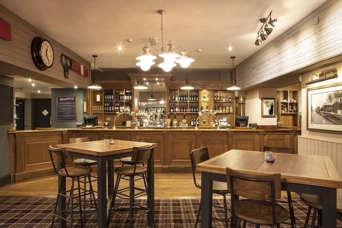 Imagen del bar/restaurante del Hotel The Avon Causeway. Foto 4