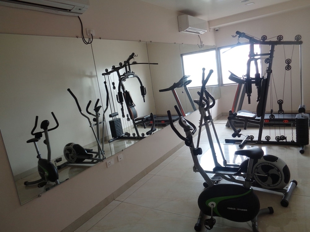Imagen de los interiores del Hotel The Avr Hotels and Banquets. Foto 13