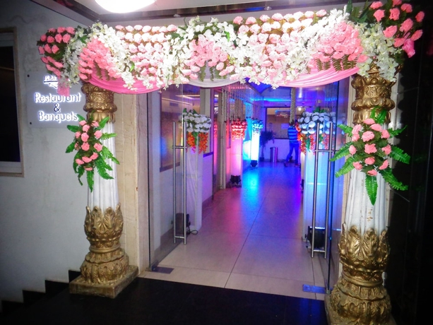 Imagen de los interiores del Hotel The Avr Hotels and Banquets. Foto 17