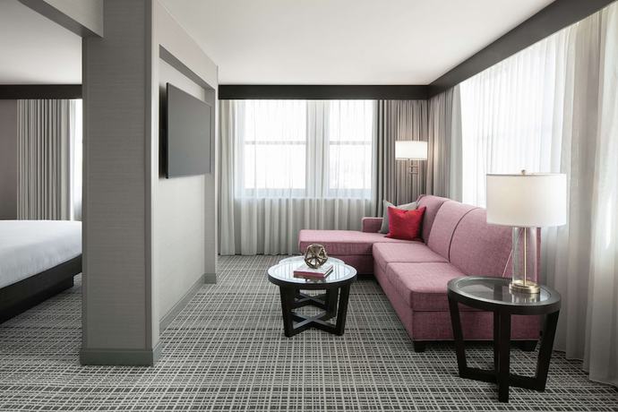 Imagen de la habitación del Hotel The Axis Moline, Tapestry Collection by Hilton. Foto 6
