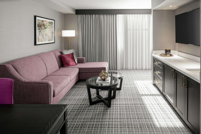 Imagen de la habitación del Hotel The Axis Moline, Tapestry Collection by Hilton. Foto 9