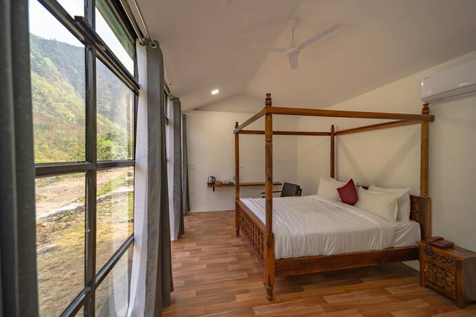 Imagen general del Hotel The Ayali Riverside Resort Rishikesh. Foto 5