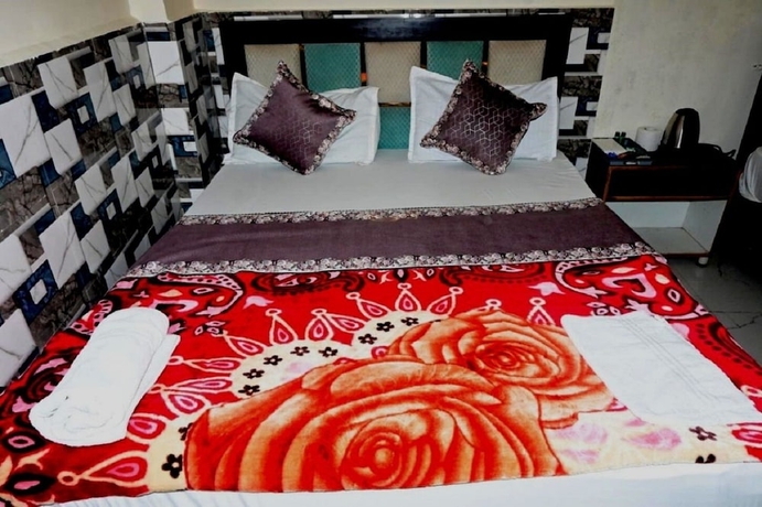 Imagen de la habitación del Hotel The Ayodhya Ji palace. Foto 4