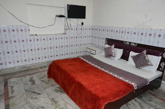 Imagen de la habitación del Hotel The Ayodhya Ji palace. Foto 6