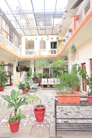 Imagen de la habitación del Hotel The Ayodhya Ji palace. Foto 8
