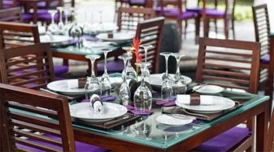 Imagen del bar/restaurante del Hotel The Ayu Kintamani Villa at Toya Devasya. Foto 2