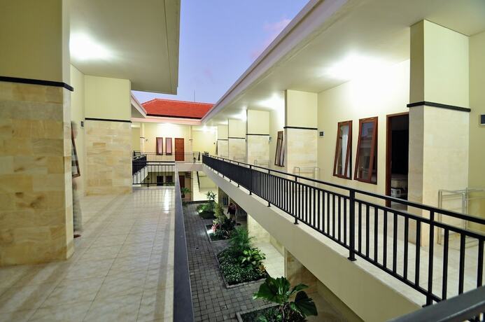 Imagen general del Hotel The Ayudya Gunung Sari. Foto 1