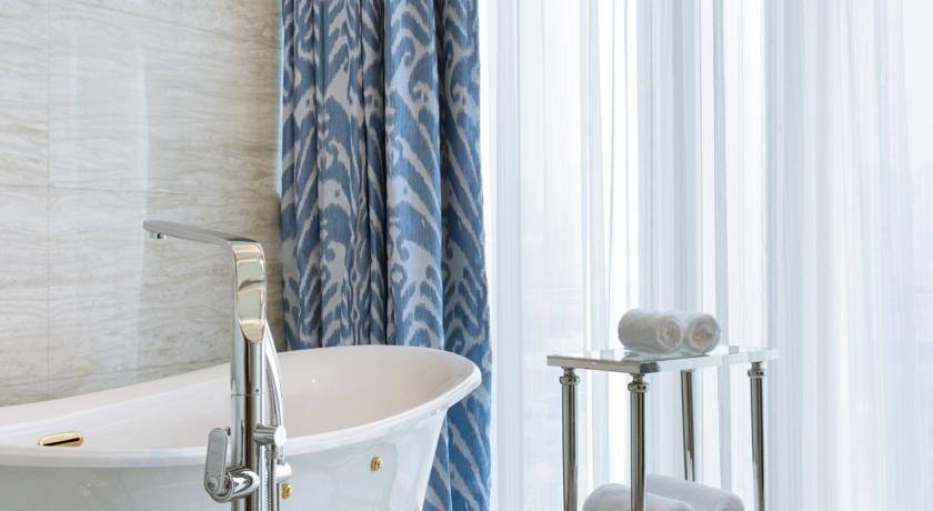 Imagen de la habitación del Hotel The Azure Qiantang, A Luxury Collection , Hangzhou. Foto 7