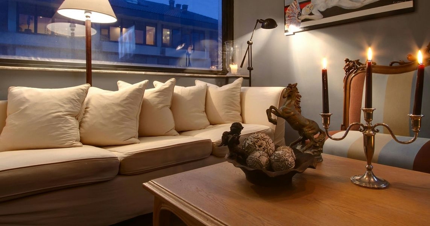 Imagen general del Hotel The B Place. Foto 7