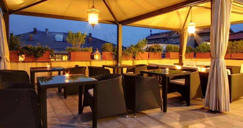 Imagen general del Hotel The B Place. Foto 8