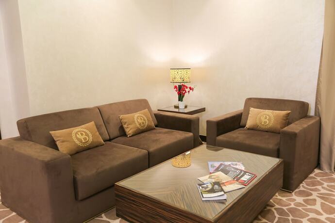 Imagen de la habitación del Hotel The B Premiere. Foto 16