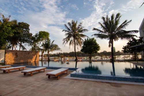 Imagen general del Hotel The B Resort. Foto 4