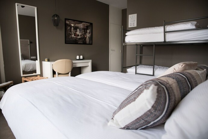Imagen de la habitación del Hotel The BLOOM, NOORDWIJK. Foto 7