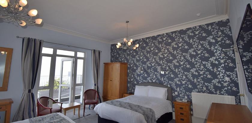 Imagen de la habitación del Hotel The Babbacombe. Foto 10