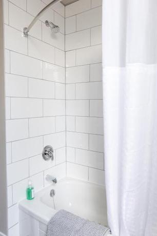 Imagen de la habitación del Hotel The Bala Bay Inn. Foto 20