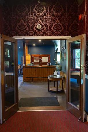 Imagen general del Hotel The Bala Bay Inn. Foto 9