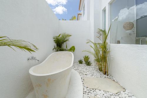 Imagen general del Hotel The Balangan Uluwatu - 2min to Beach & 5min to Bali\'s Best Golf. Foto 9