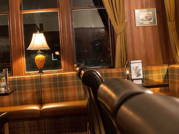 Imagen del bar/restaurante del Hotel The Balavil Hotel Newtonmore - Restaurant, Bars and Swimming Pool. Foto 4