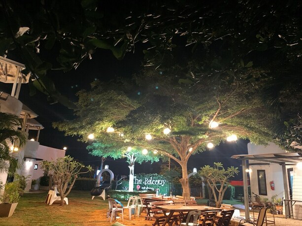 Imagen de la habitación del Hotel The Balcony At Chao Samran. Foto 7