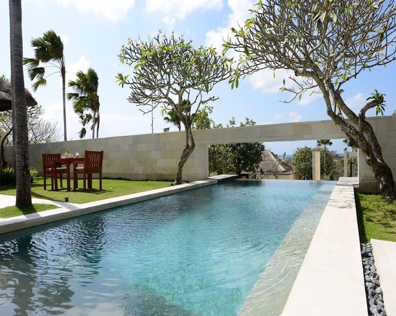 Imagen general del Hotel The Bale Nusa Dua By Lifestyleretreats. Foto 2