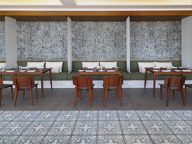 Imagen del bar/restaurante del Hotel The Bale Phnom Penh By Lifestyleretreats. Foto 2