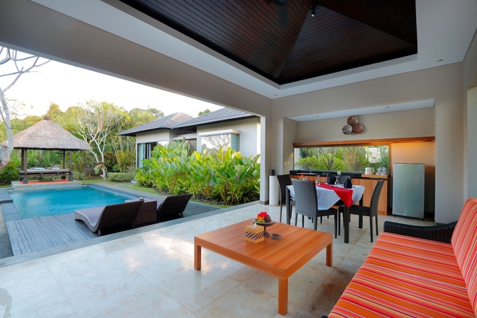 Imagen de la habitación del Hotel The Bali Bay View Suites and Villas. Foto 16