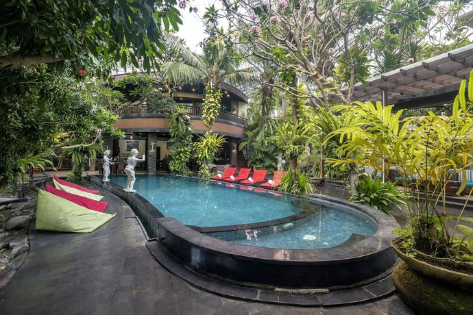 Imagen de la piscina del Hotel The Bali Dream Villa Resort Echo Beach Canggu. Foto 17