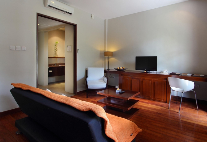 Imagen de los interiores del Hotel The Bali Khama. Foto 10