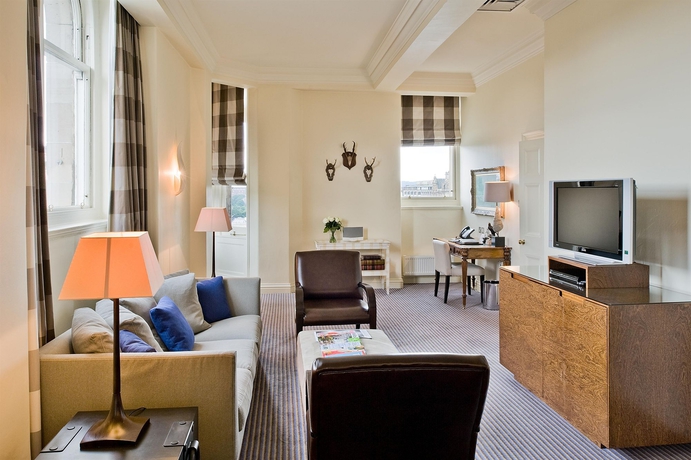 Imagen de los interiores del Hotel The Balmoral, Edimburgo. Foto 8