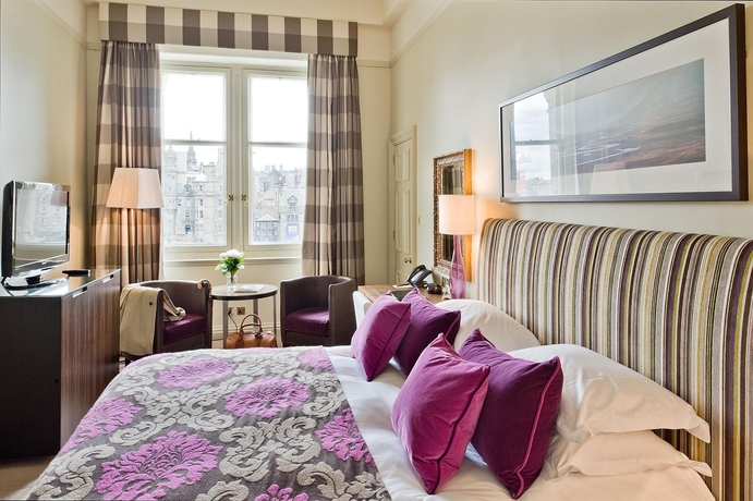 Imagen de la habitación del Hotel The Balmoral, Edimburgo. Foto 3
