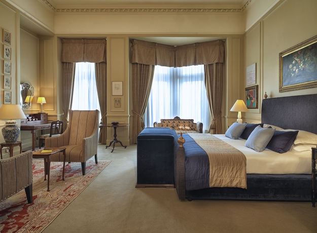 Imagen de la habitación del Hotel The Balmoral, Edimburgo. Foto 5