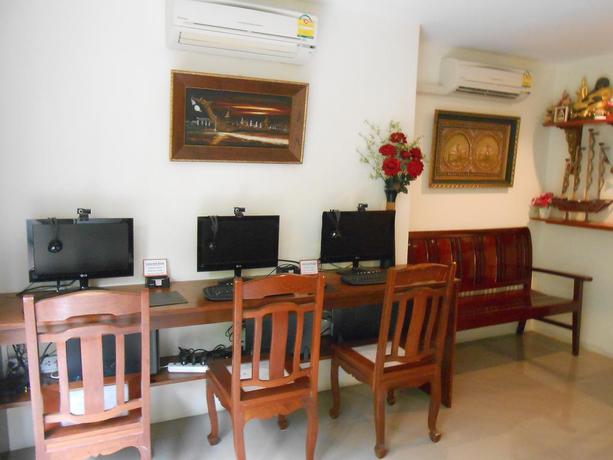 Imagen general del Hotel The Bang Khun Phrom Suites. Foto 2