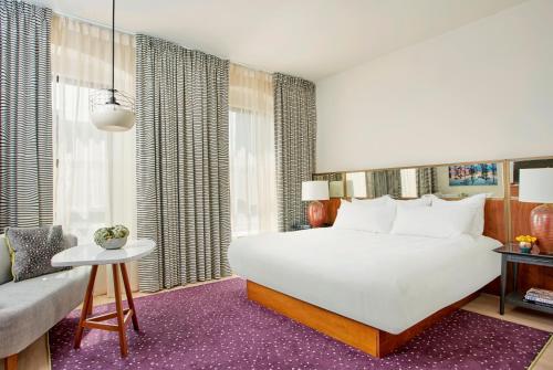 Imagen de la habitación del Hotel The Bankers Alley Nashville. Foto 13