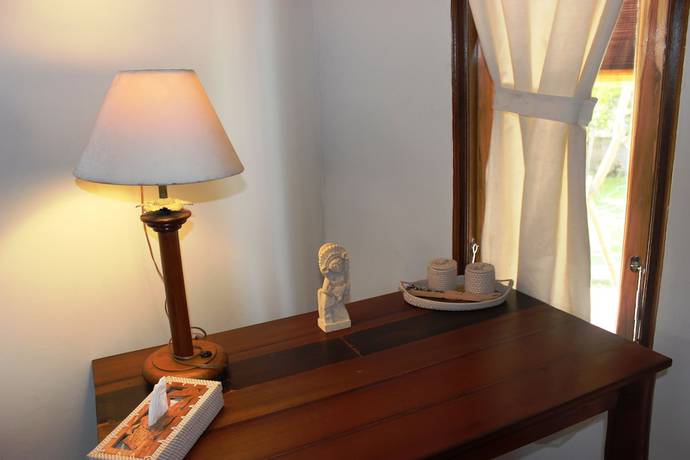 Imagen de la habitación del Hotel The Banyan Menjangan. Foto 8