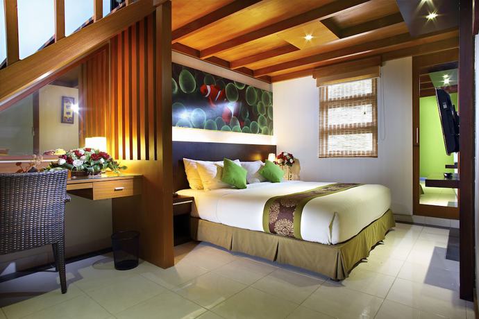 Imagen de la habitación del Hotel The Banyumas Villa. Foto 10