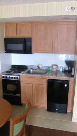 Imagen de la habitación del Hotel The Barclay Towers Resort. Foto 3